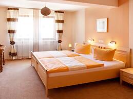 Holiday Winery Andrae-goebel