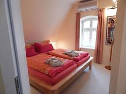 10 Bohler Brise Modern Retreat