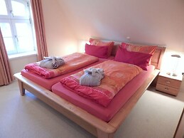 10 Bohler Brise Modern Retreat