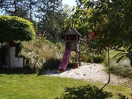 10 Bohler Brise Modern Retreat