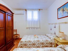 Belvilla by OYO La Sciumara