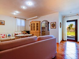 Belvilla by OYO La Sciumara