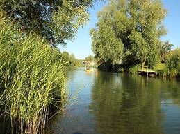 Stella Maris Modern Retreat