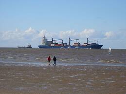 Stella Maris Modern Retreat