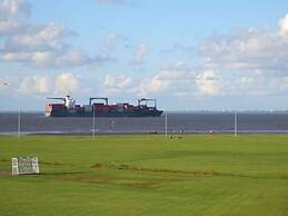 Stella Maris Modern Retreat