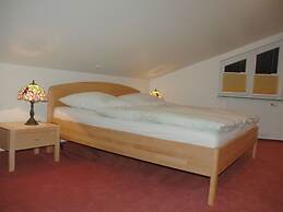 Stella Maris Modern Retreat