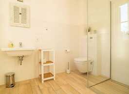 Thatched Roof Holiday Home Dunenblick