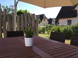 Thatched Roof Holiday Home Dunenblick