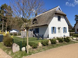 Thatched Roof Holiday Home Dunenblick