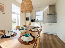 Lakeview Corner Holiday Home With Lots of Privacy