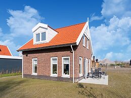 Lakeview Corner Holiday Home With Lots of Privacy