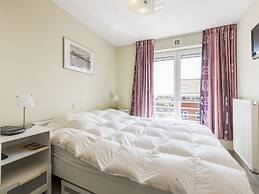 Beautiful Apartment on the sea Wall