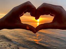 Comfortplus Apartment With Terrace