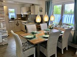 A gem of a Modern Retreat