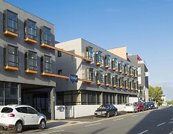 Modern Apartment in Historic La Rochelle