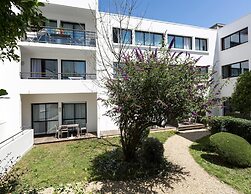 Modern Apartment in Historic La Rochelle