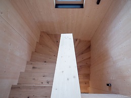 High-quality Maisonette Flat With Roof Terrace