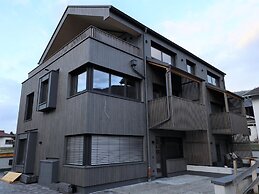 High-quality Maisonette Flat With Roof Terrace