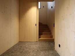 High-quality Maisonette Flat With Roof Terrace