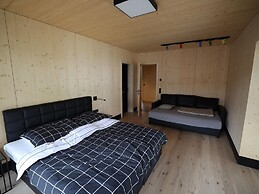 High-quality Maisonette Flat With Roof Terrace