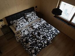 High-quality Maisonette Flat With Roof Terrace