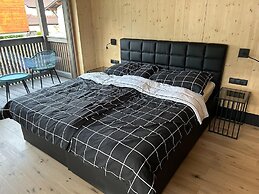 High-quality Maisonette Flat With Roof Terrace