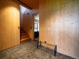 High-quality Maisonette Flat With Roof Terrace