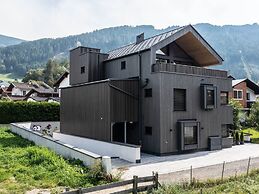 High-quality Maisonette Flat With Roof Terrace