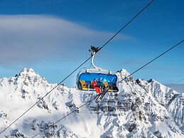 High-quality Maisonette Flat With Roof Terrace