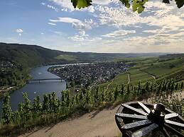 Moselle-side Apartments