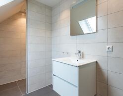 Forest Villa With Hot Tub & Sauna 8 Persons