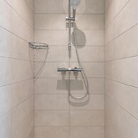 Forest Villa With Hot Tub & Sauna 8 Persons