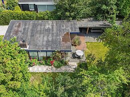 Holiday Home Right on the Veerse Meer