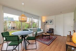 Holiday Home Right on the Veerse Meer