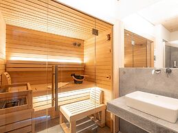 Spacious Apartment With Sauna