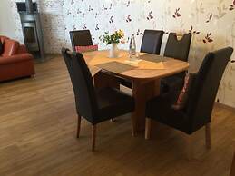 Am Rosengarten Comfortable Holiday Residence