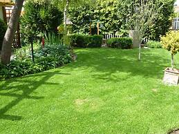 Am Rosengarten Comfortable Holiday Residence