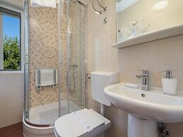 Apartments Ema-two Bedroom Apartment With Sea View