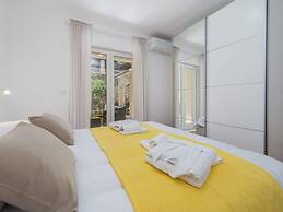 Apartments Ema-two Bedroom Apartment With Sea View