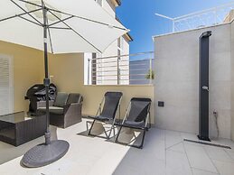 Apartments Ema-two Bedroom Apartment With Sea View