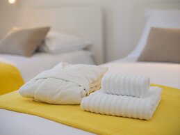 Apartments Ema-two Bedroom Apartment With Sea View