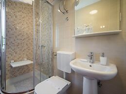 Apartments Ema-two Bedroom Apartment With Sea View