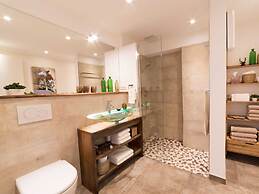 Eglwies Comfortable Holiday Residence