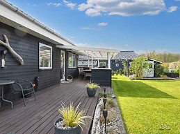 5 Person Holiday Home in Juelsminde