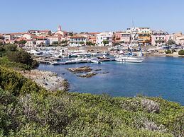 Belvilla by OYO Capo Falcone Bilo4 Premium