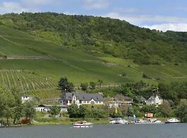 Apartment Pinot Noir