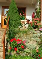 Kreuzwiesen Comfortable Holiday Residence