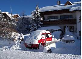 Kreuzwiesen Comfortable Holiday Residence