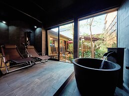 Konjaku-So Nara Naramachi Sauna Villa