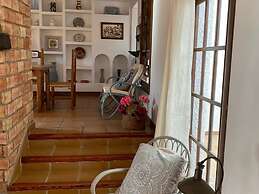 Spacious Holiday Home With Private Garden